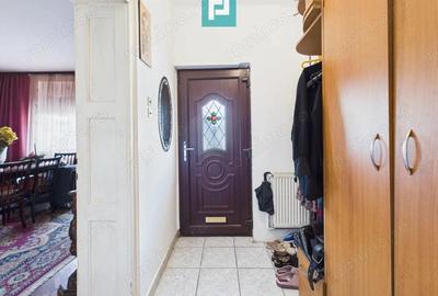 Casa de caramida cu 3 camere zona uta - 11