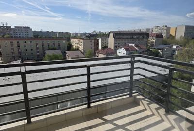 Garsonieră nedecomandată în Titan - 3