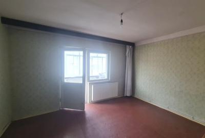 Apartament cu 2 camere semidecomandat în Noua - 7
