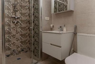 Apartament cu 3 camere în Central - 3