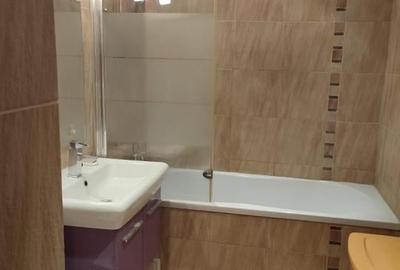 Apartament cu 3 camere, mobilat în Crângași