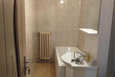 Apartament cu 2 camere decomandat în Tineretului