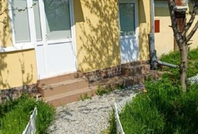 Casă individuală cu 3 camere cu Canalizare în Fărcașele - 5