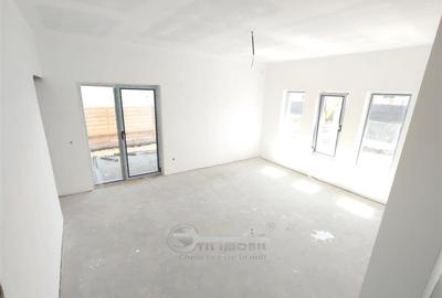 Casă cu 3 camere cu Teren 300 Mp în Vorovești - 2