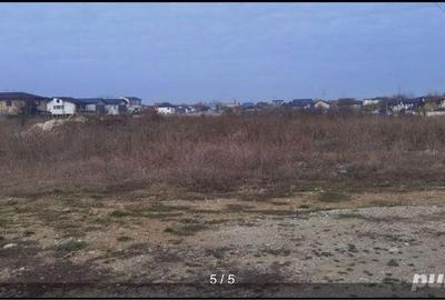 Teren de 10000 mp, în Central