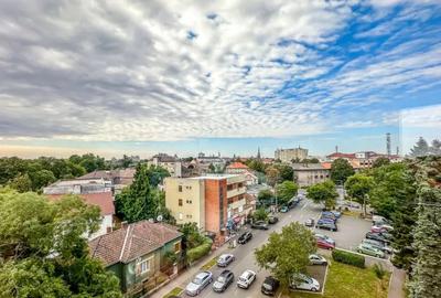 Spațiu comercial, de 120 mp, în Central - 4