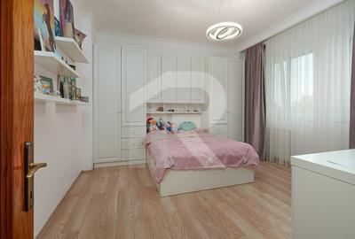 Casa cu teren de 3000 mp - ponton la lac - piscina si casa de oaspeti - 30