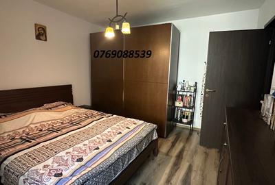 Apartament cu 3 camere decomandat în Drumul Taberei - 4