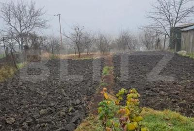 Casă cu 4 camere cu Teren 976 Mp în Luna - 3