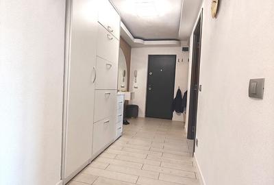 Apartament cu 3 camere decomandat în Craiovei - 4