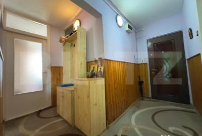 Apartament cu 3 camere decomandat în Central