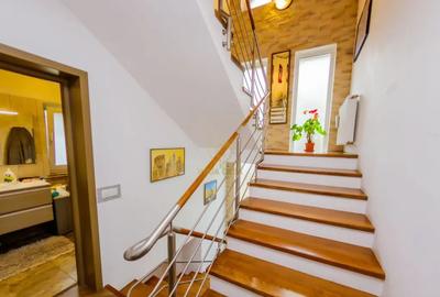 Casă cu 4 camere în Central - 11