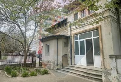 Casă cu Canalizare în Central - 7