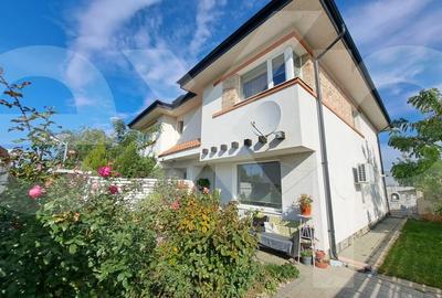 Duplex cu 4 camere cu Canalizare în Nord-Vest