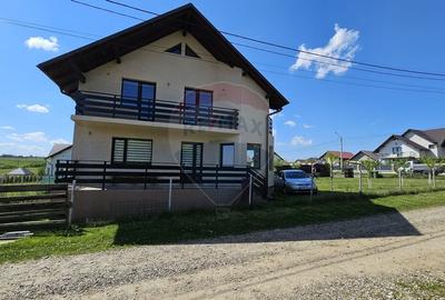 Casa / Vila cu 5 camere de vanzare in Mihoveni Suceava - 5
