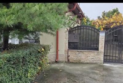 Casă cu 4 camere în Fratelia