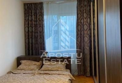 Apartament cu 3 camere semidecomandat, mobilat în Circumvalațiunii - 3