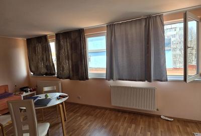 Apartament cu 4 camere în Tei - 6