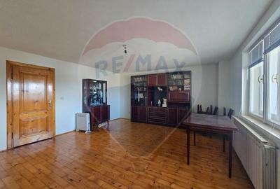 Casă cu 7 camere cu Teren 5175 Mp în Vințu de Jos - 7