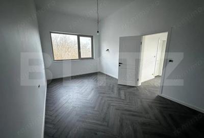 Casă cu 5 camere cu Teren 1000 Mp în Central - 15