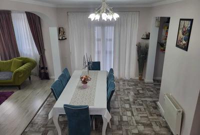 Casă cu 4 camere în Oncea