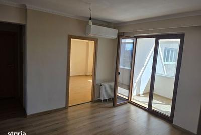 Apartament cu 3 camere decomandat în Decebal - 4