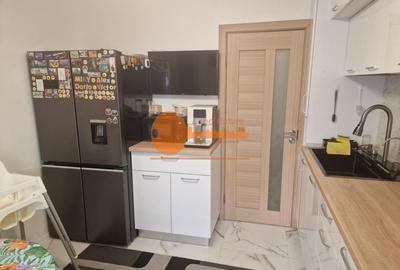Apartament cu 3 camere decomandat, mobilat în Costin Georgian - 10