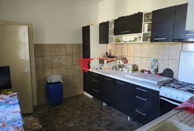 Casă cu 2 camere cu Teren 392 Mp în Lunei - 3