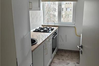 Apartament cu 2 camere semidecomandat în Circumvalațiunii - 5