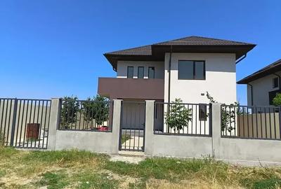 Vila Noua De Vanzare 4 Camere Afumati | Curte 300 MP - 8