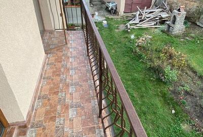 Casă cu 5 camere decomandat cu Canalizare în Zorilor - 12
