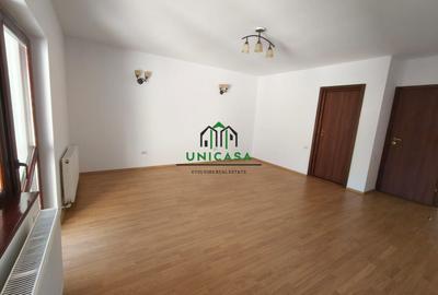 Casă individuală cu 4 camere cu Canalizare în Vlădești - 11