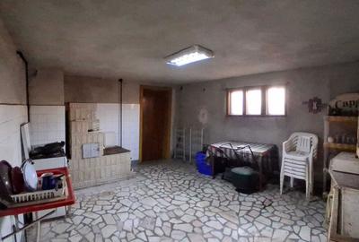 Casă cu 4 camere cu Teren 602 Mp în Central - 5