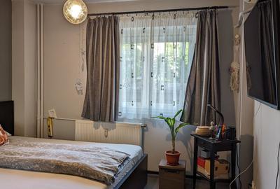 Apt 2 cam in bloc 1988,  Panduri langa Hotel  Marriott,   et.1, finisat lux - 13
