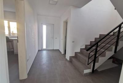Casa noua ,4 camere,mobilata,utilata, terasa acoperita,curte individuala, mansar - 3
