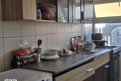 Casă cu 3 camere semidecomandat cu Teren 202 Mp în Pictor Rosenthal - 2