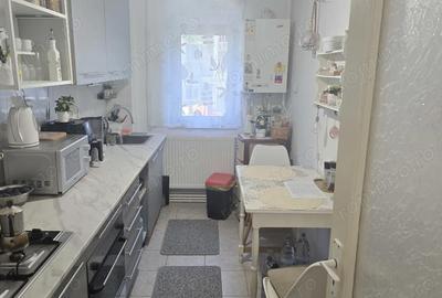 Apartament cu 2 camere decomandat în Piața Centrală - 3