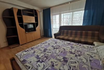 Garsonieră decomandată, mobilată în Vitan Mall - 11