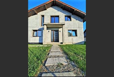 Casă frumoasă 4 camere, Strada Ana Ipatescu, Tg-Jiu - 13