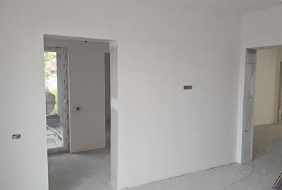 Casă cu 4 camere în Pasărea - 2
