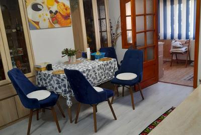 Apartament cu 3 camere decomandat în Central - 1