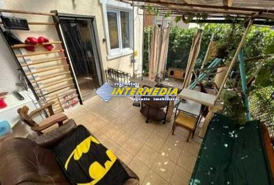 Casă individuală cu 6 camere cu Canalizare în Cetate - 4