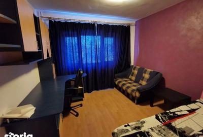 Apartament cu 3 camere, mobilat în Central - 6