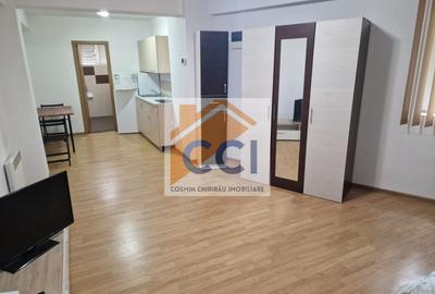 Garsonieră decomandată în Cornișa