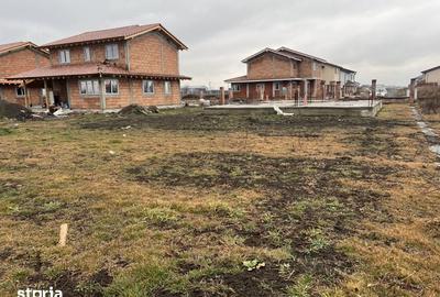 Teren de 710 mp, în Ronaț
