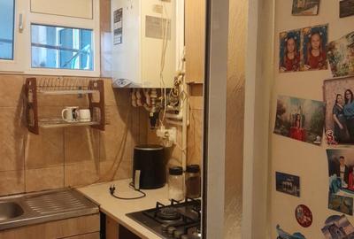 Apartament cu 2 camere decomandat în Neptun