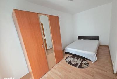 Apartament cu 2 camere semidecomandat în Micro 11