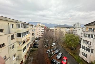 Apartament cu 4 camere decomandat, mobilat în Central - 14