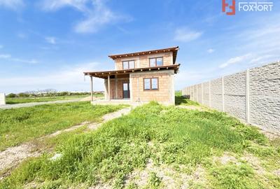 Casă individuală cu 4 camere cu Canalizare în Săcălaz - 1