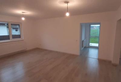 Casă cu 4 camere în Sângeorgiu de Mureș - 6